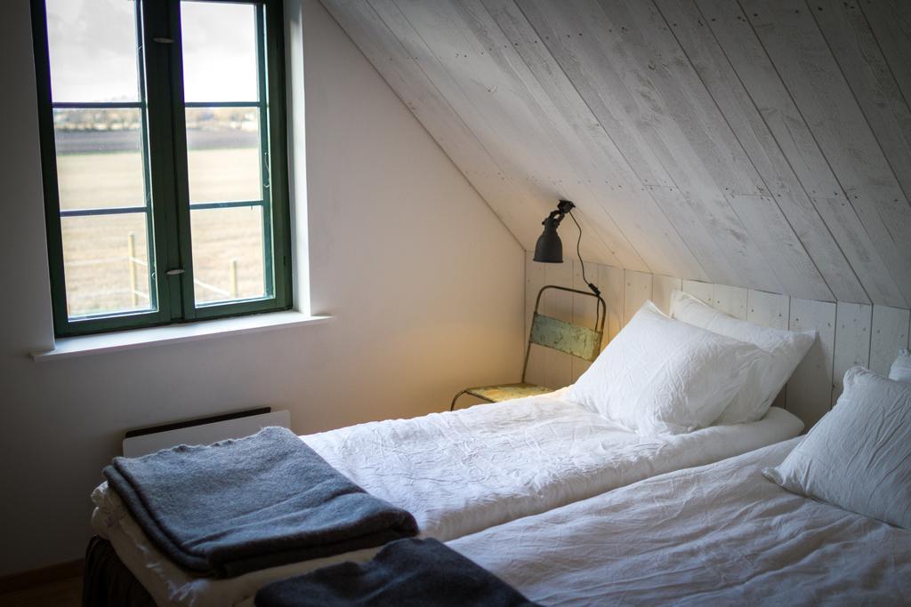 Froeken Hjorts Bed And Breakfast Hoganas Room photo